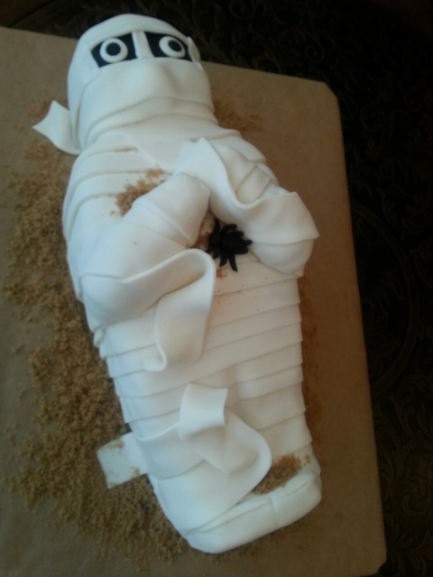 Mummy Cake