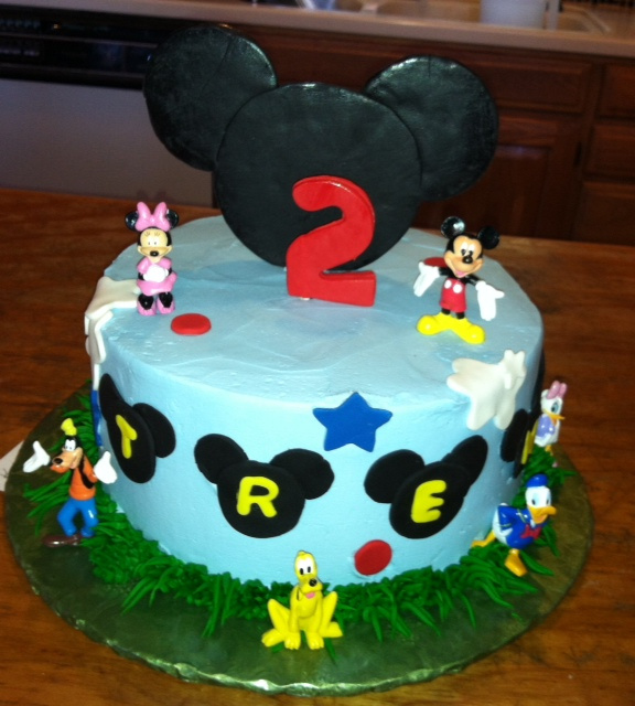 Mickey Mouse Cake