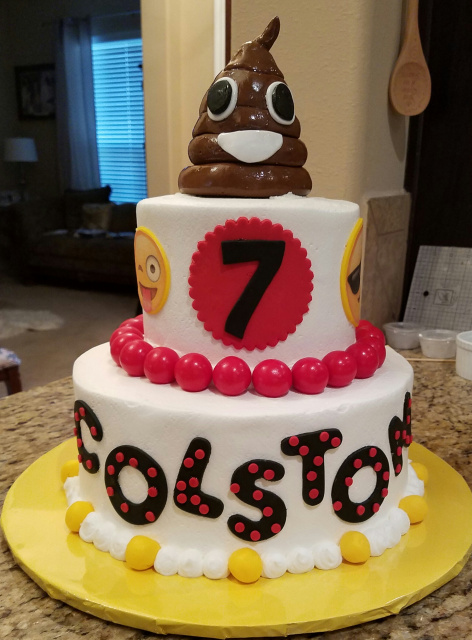 Poop Emoji Cake !