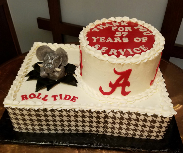 Roll Tide Forever Cake